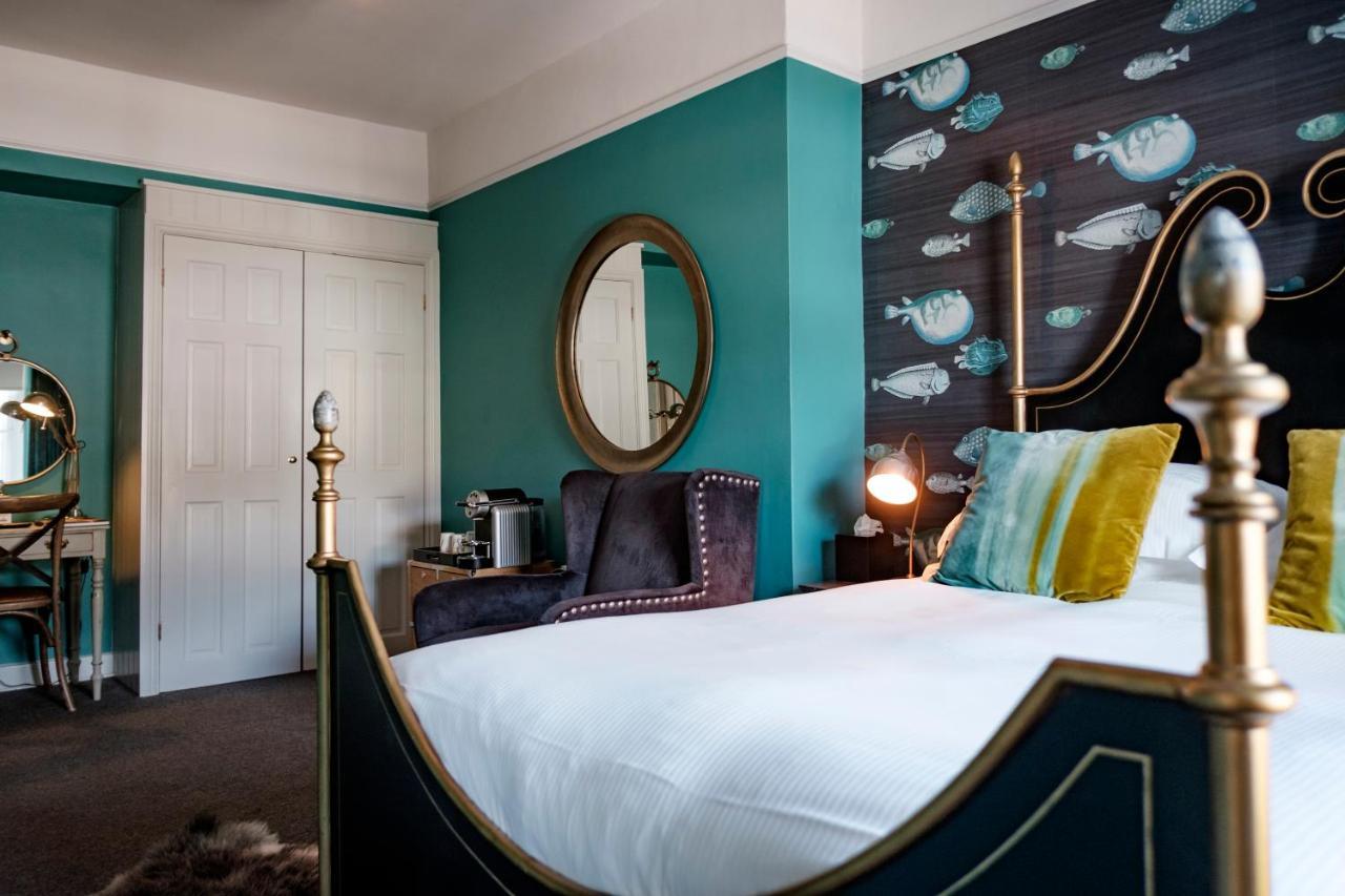 The Bull Hotel Bridport Zewnętrze zdjęcie
