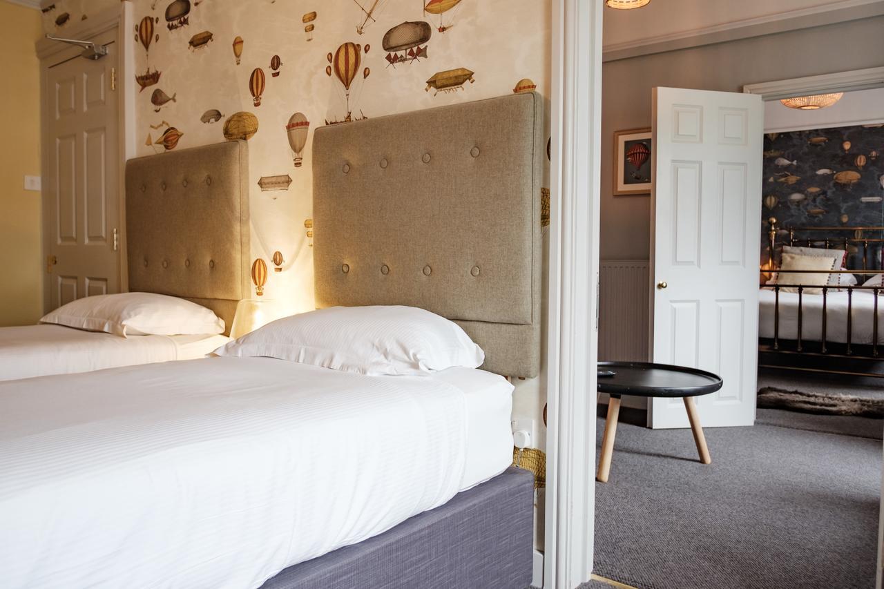 The Bull Hotel Bridport Zewnętrze zdjęcie