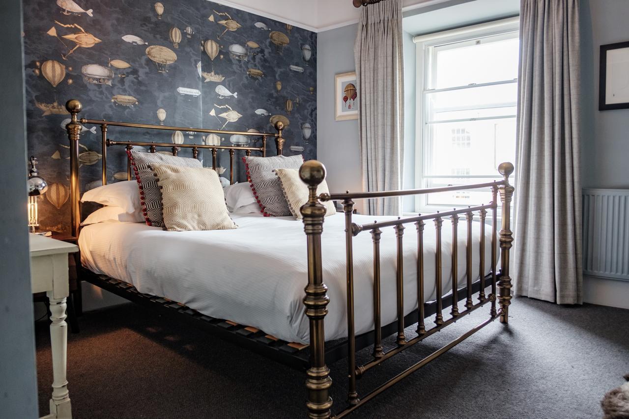 The Bull Hotel Bridport Zewnętrze zdjęcie