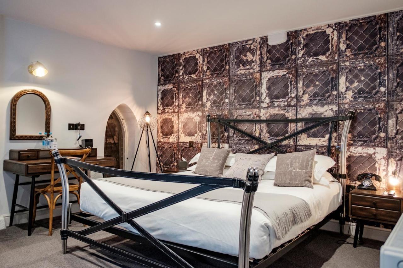 The Bull Hotel Bridport Zewnętrze zdjęcie