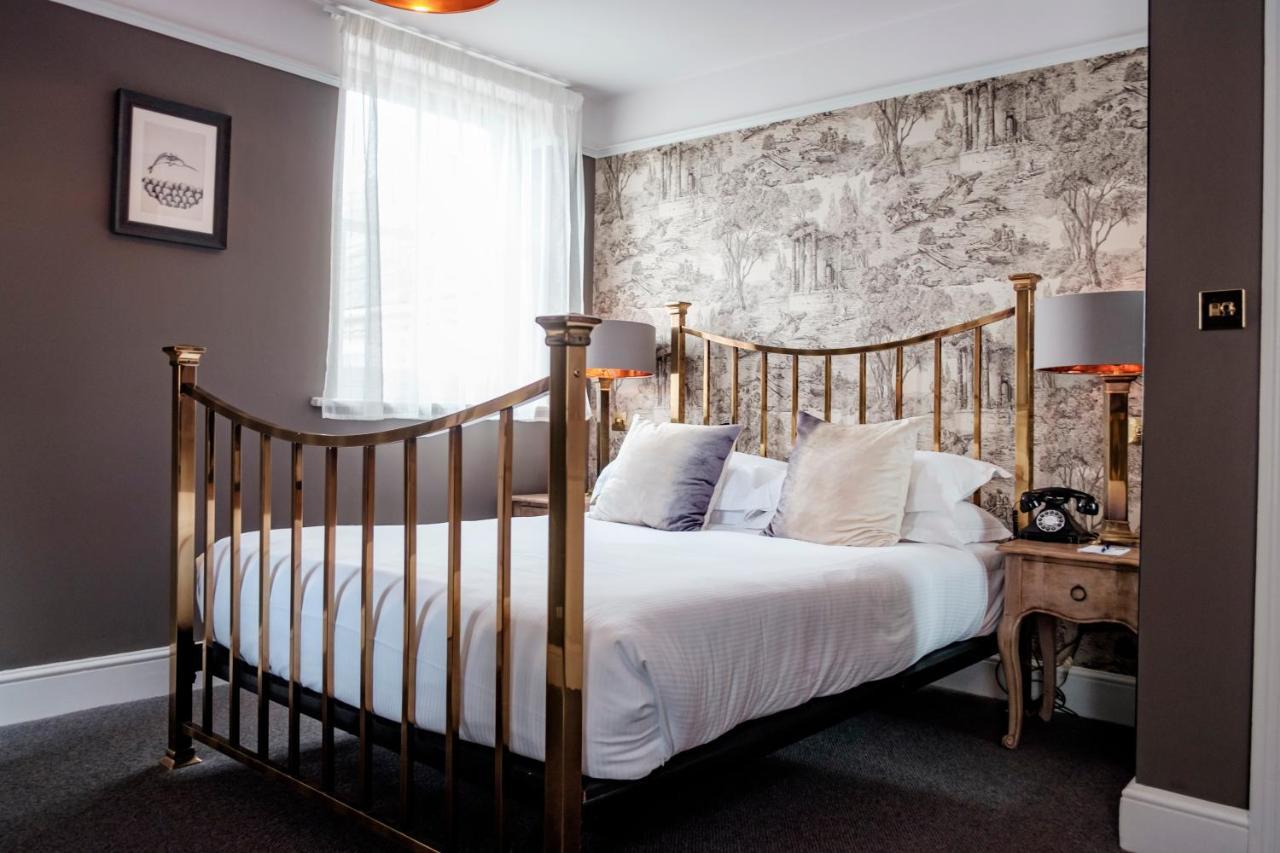 The Bull Hotel Bridport Zewnętrze zdjęcie