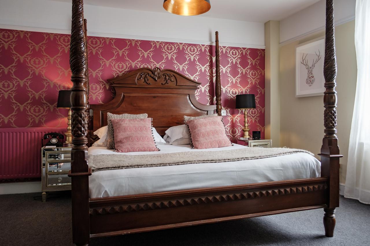 The Bull Hotel Bridport Zewnętrze zdjęcie