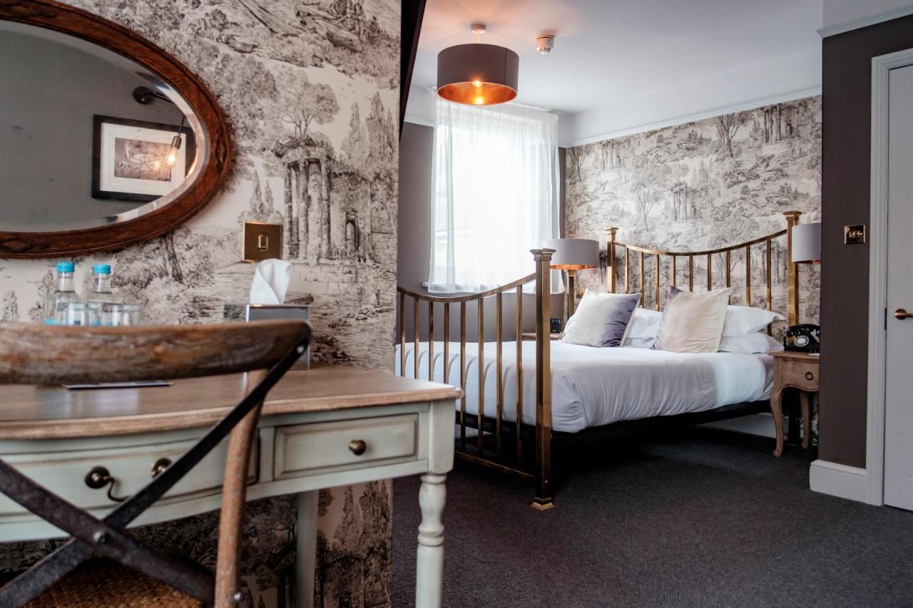 The Bull Hotel Bridport Zewnętrze zdjęcie