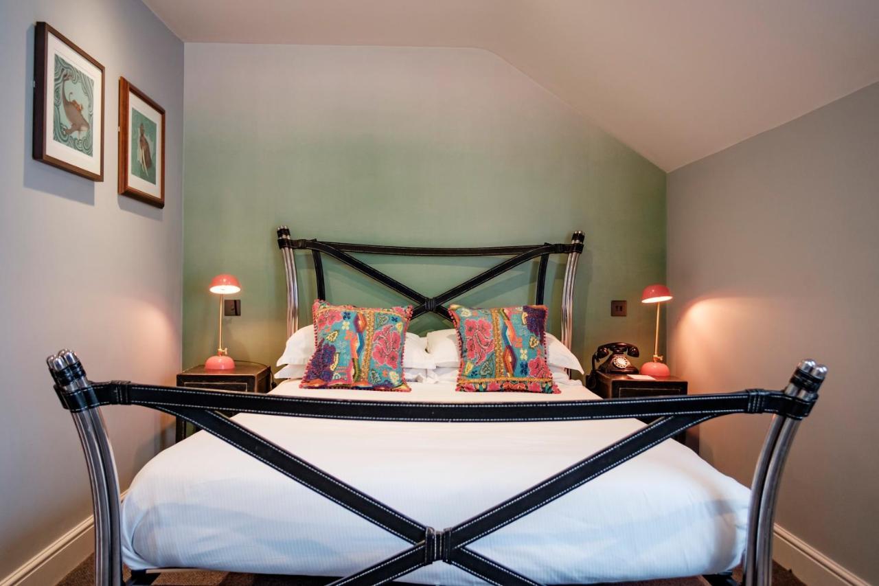 The Bull Hotel Bridport Zewnętrze zdjęcie